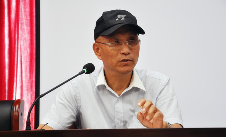 安全就是生命，責(zé)任重于泰山